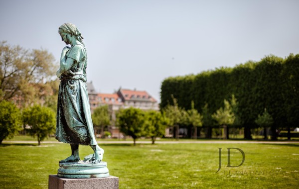 Статуя в Королевском саду Копенгагена