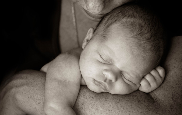 Прекрасный сон новорожденного фото